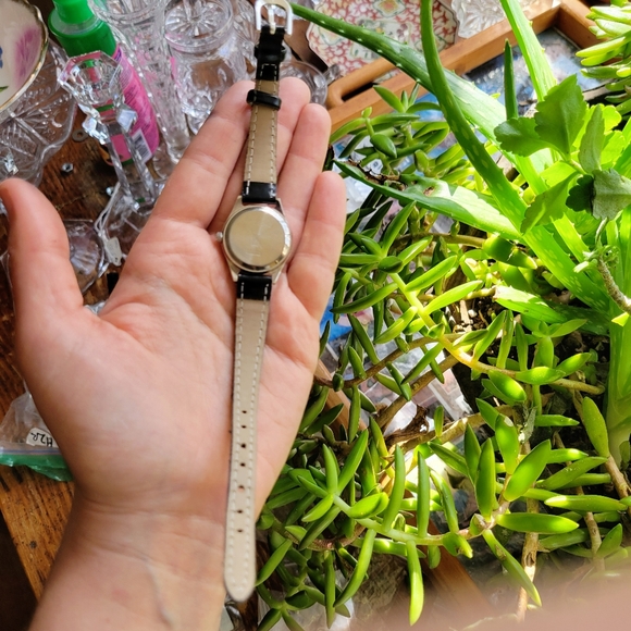 Vintage Reflex Quartz Watch - Picture 9 of 9